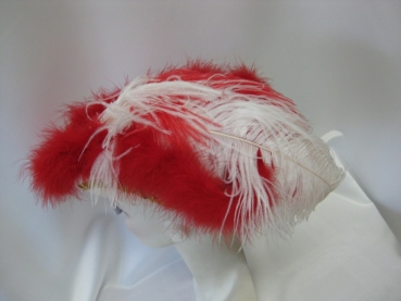 Weiß-roter Mariechenhut Wollfilz